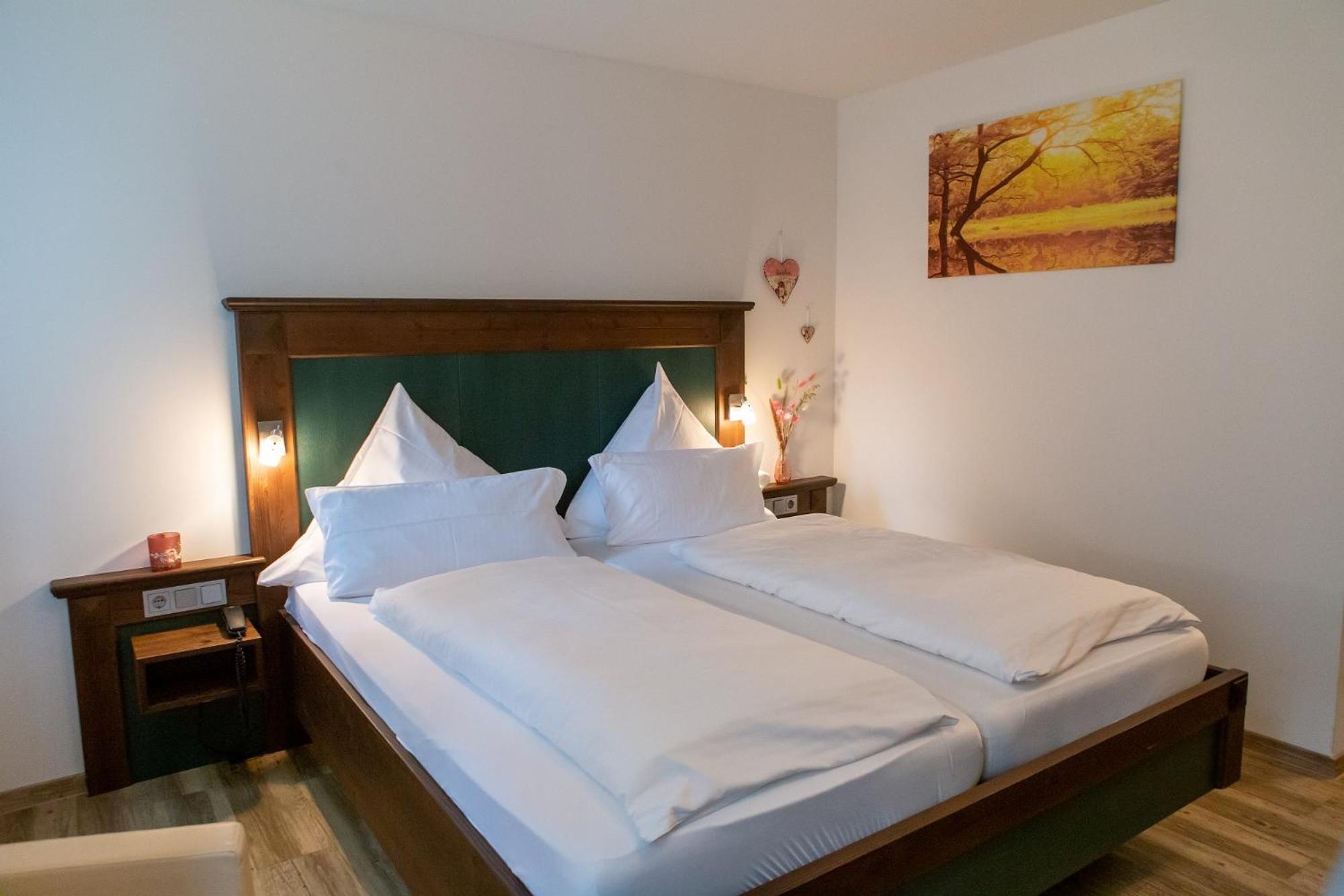 Hotel Restaurant Auerhahn Bad Wildbad Exterior foto